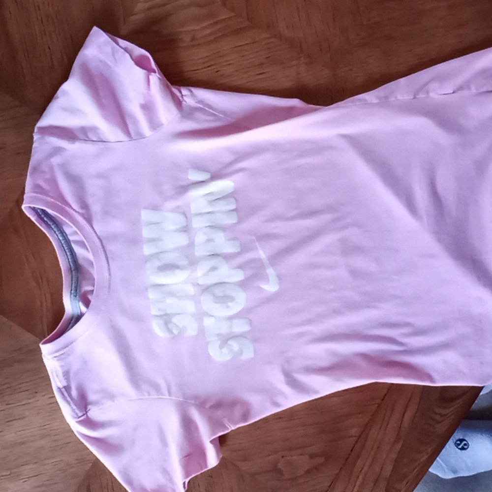 Nike Show Stoppin' workout shirt, Small